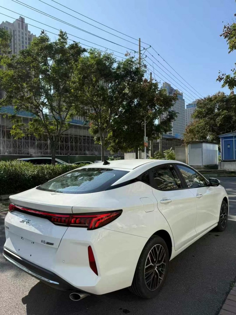 襄陽24年江淮A55