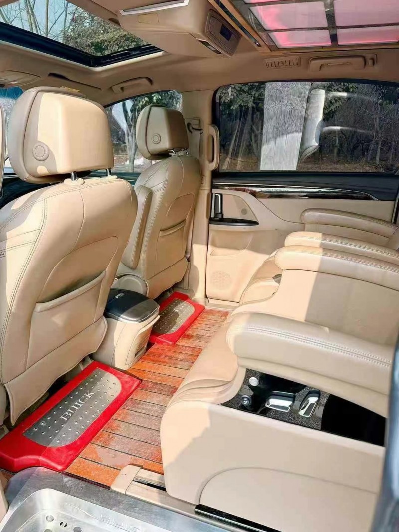 枣庄18年别克GL86