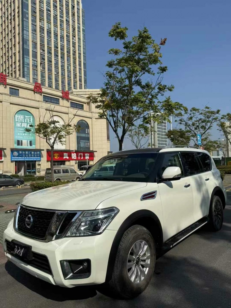 襄陽17年日產途樂2