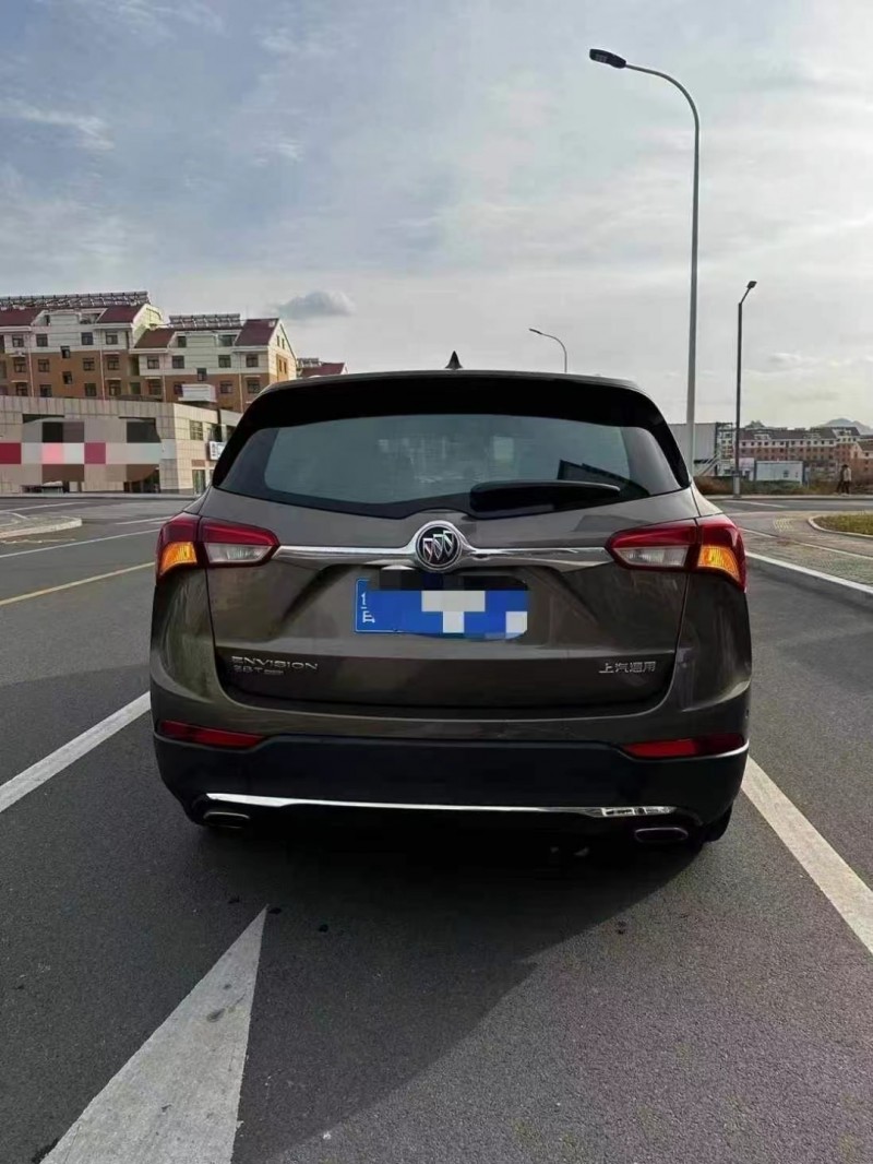 青岛18年别克昂科威9