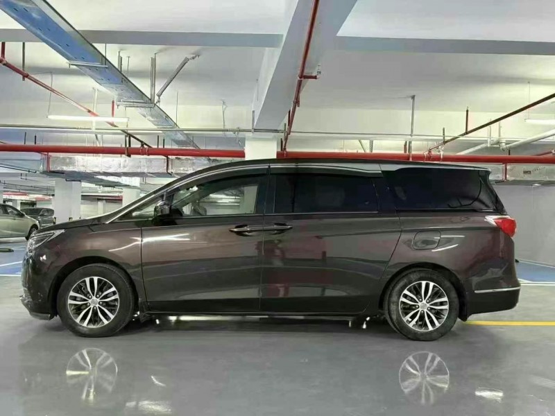 广州17年别克GL83