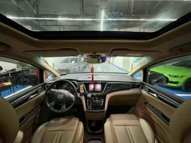 广州17年别克GL84