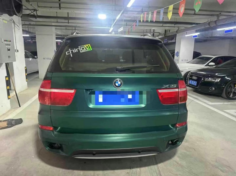 成都09年寶馬X58