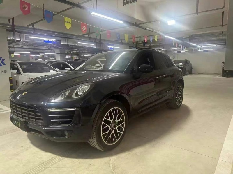 成都19年保時捷Macan2