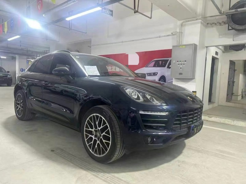 成都19年保時捷Macan3