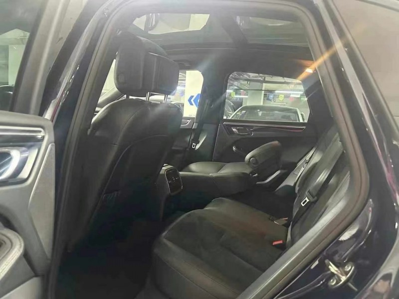成都19年保時捷Macan6