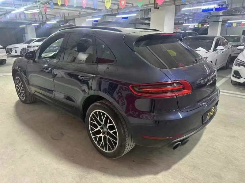 成都19年保時捷Macan8
