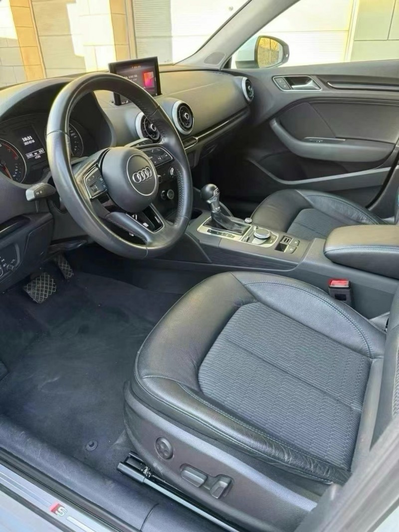 济宁19年奥迪A34