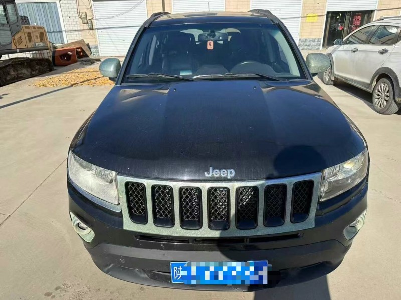 保定13年Jeep指南者1