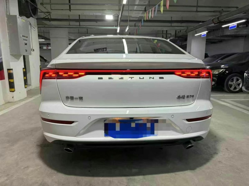 成都24年奔騰B706
