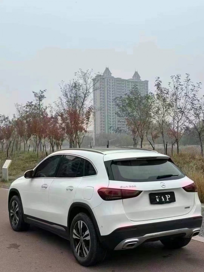 聊城22年奔馳GLA5