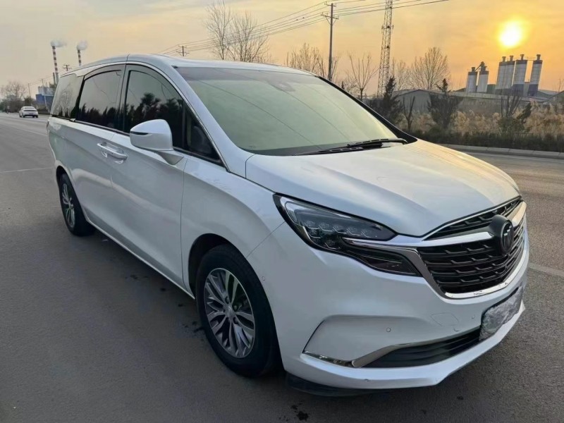 枣庄21年别克GL82