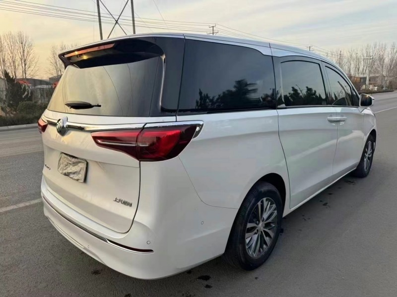 枣庄21年别克GL84