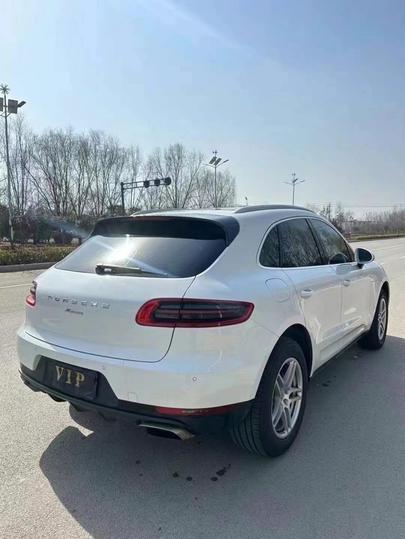 枣庄15年保时捷Macan9