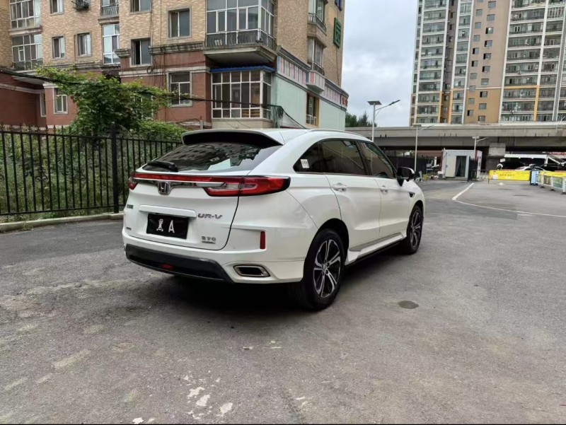 济宁18年本田URV7