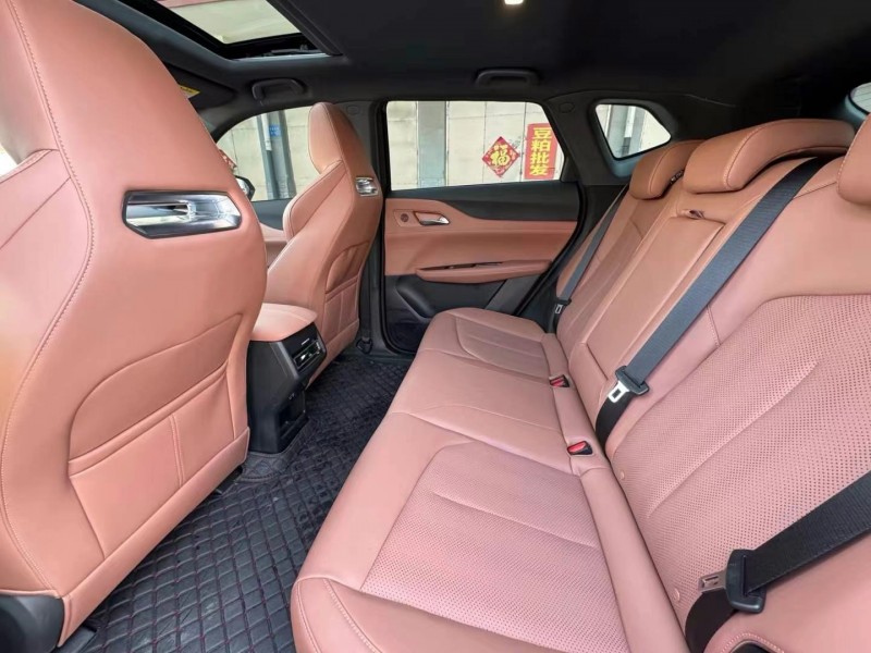 保定24年長安汽車UNI6