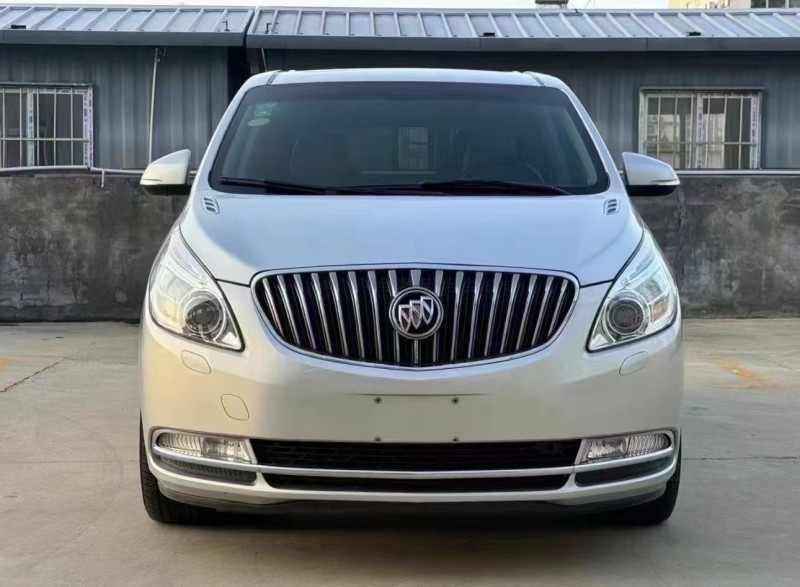 济宁15年别克GL81