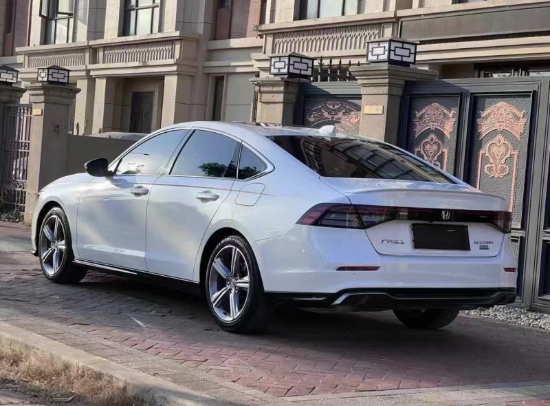 济宁23年本田雅阁7