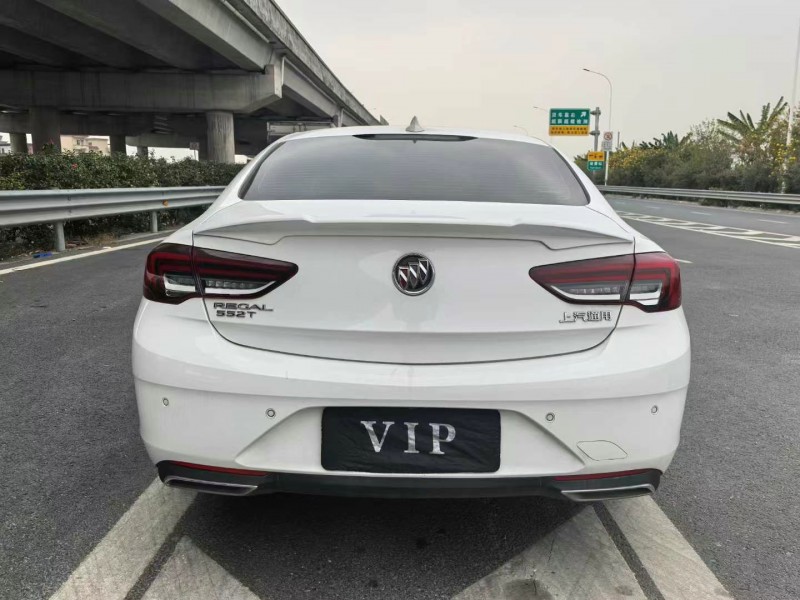 广州21年别克君威5