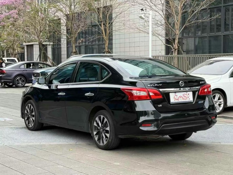 佛山18年日產軒逸7