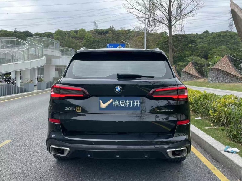 深圳23年寶馬X58