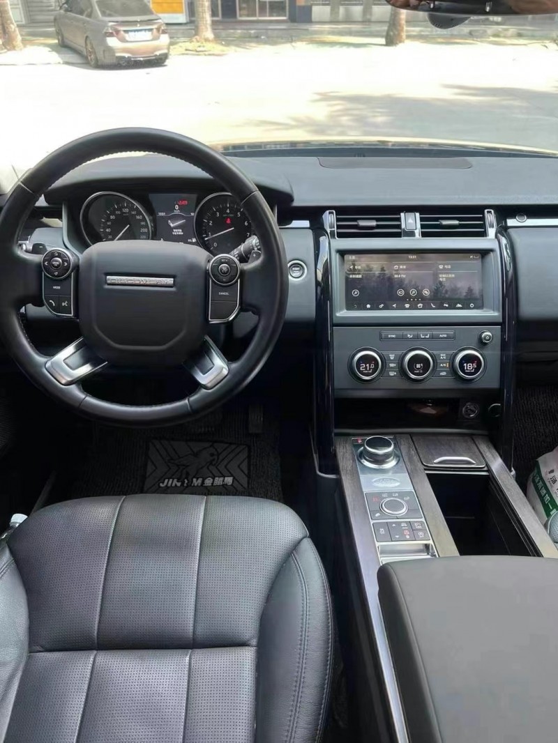 广州18年路虎发现6