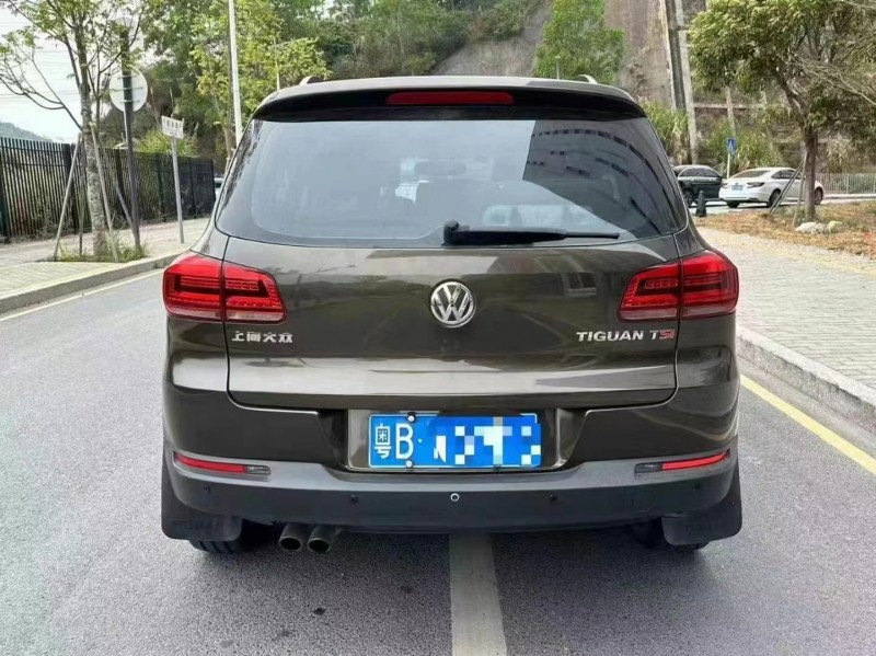 深圳15年大眾途觀9