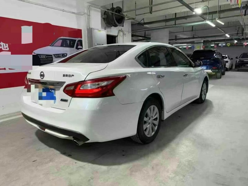 成都17年日產天籟6
