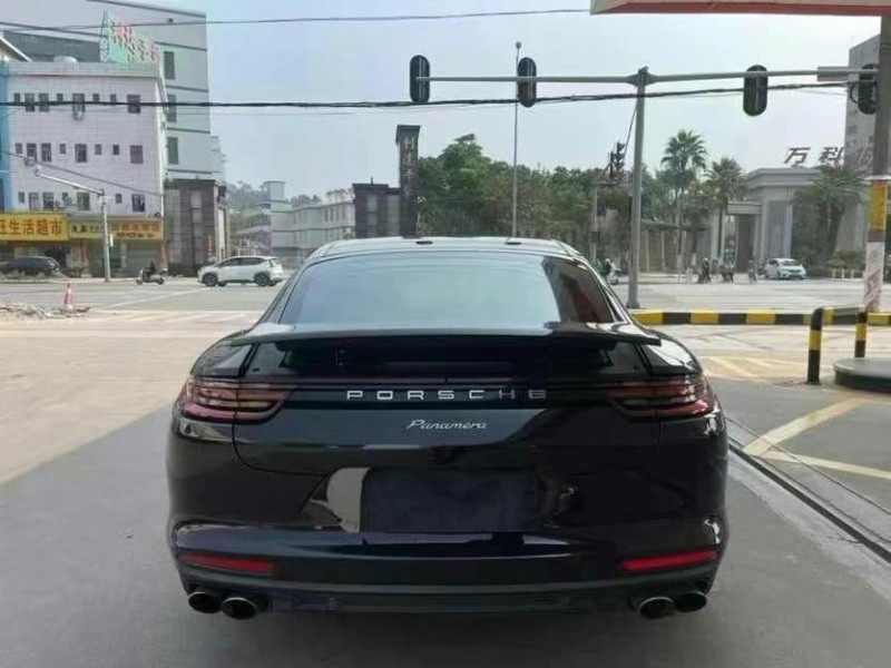 广州18年保时捷帕拉梅拉9