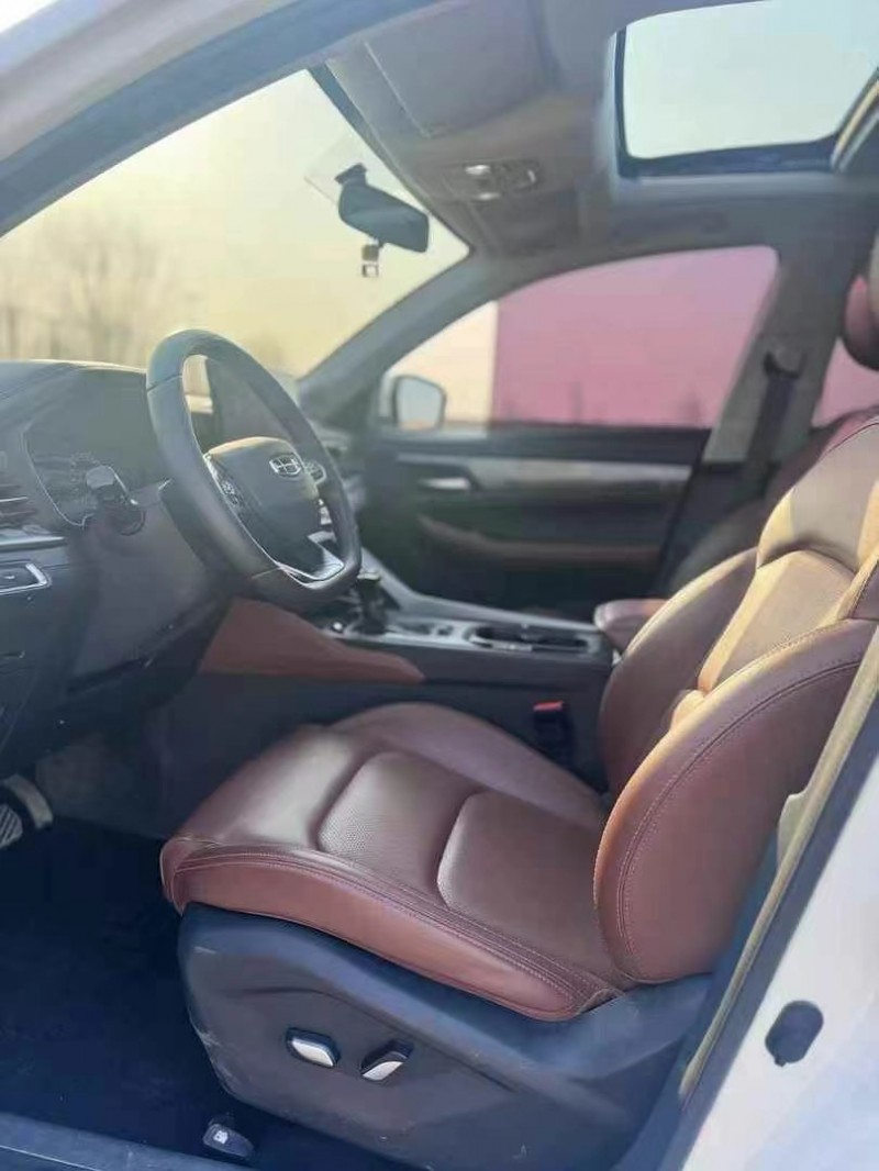 保定24年吉利远景5