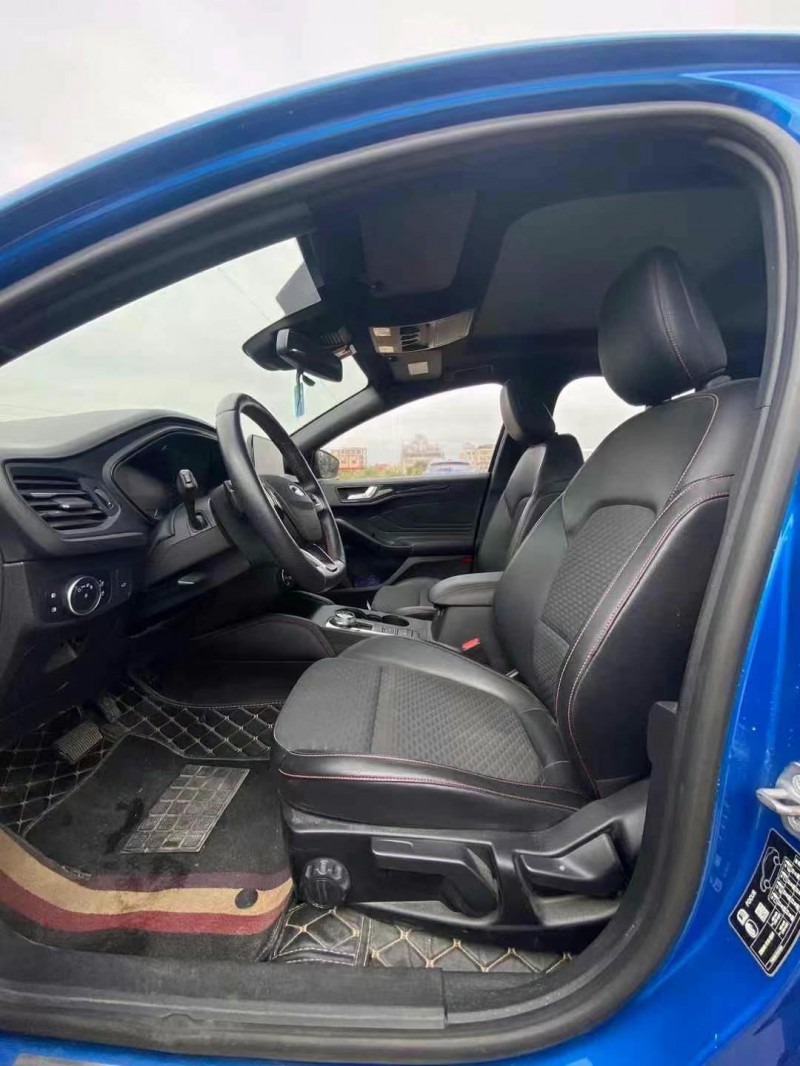 徐州20年福特福克斯7