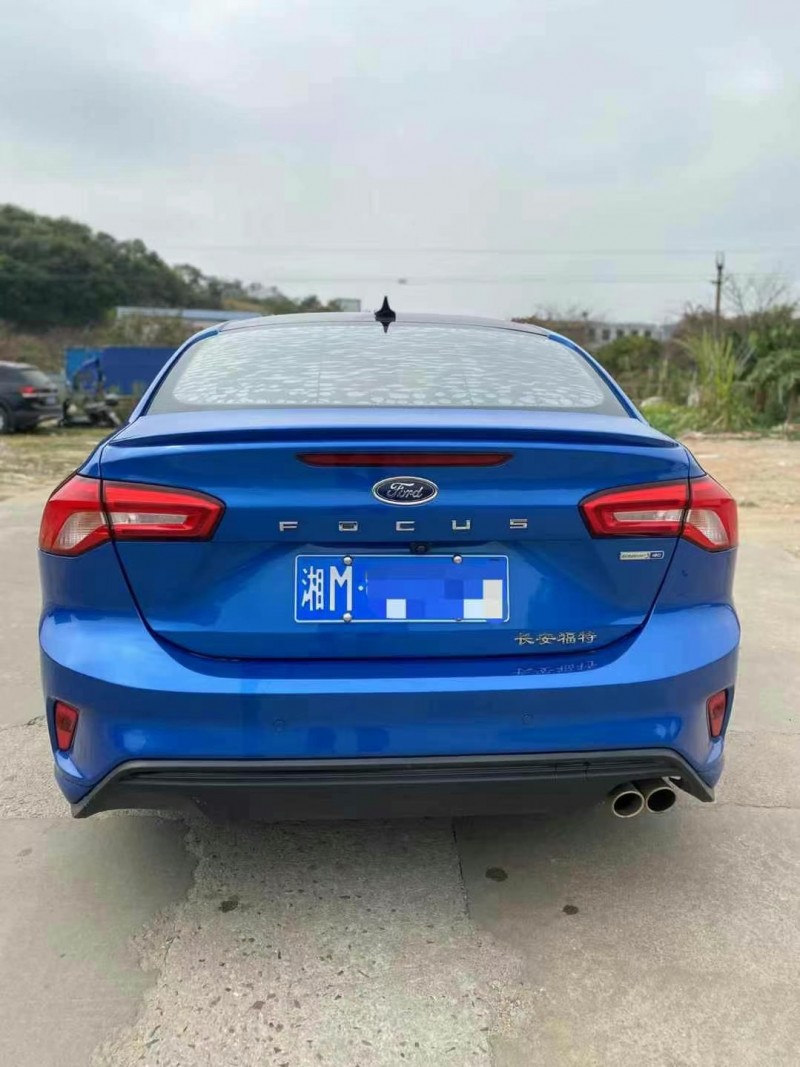 徐州20年福特福克斯9