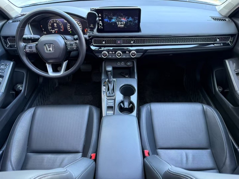 济宁23年本田型格4