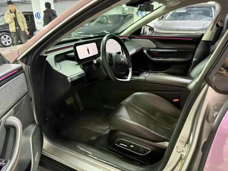 成都21年小鵬汽車p74
