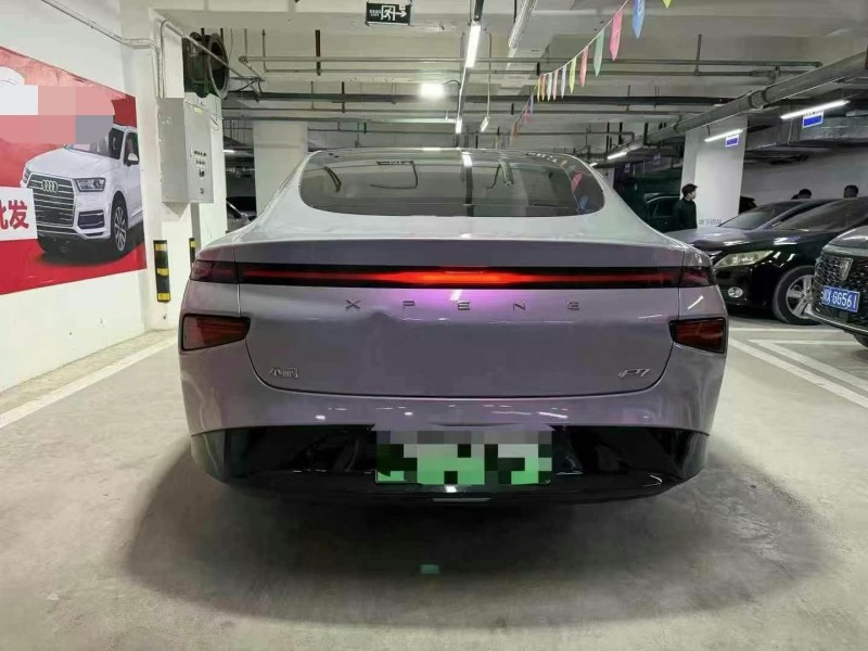 成都21年小鵬汽車p75