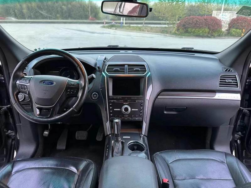 徐州17年福特探险者5