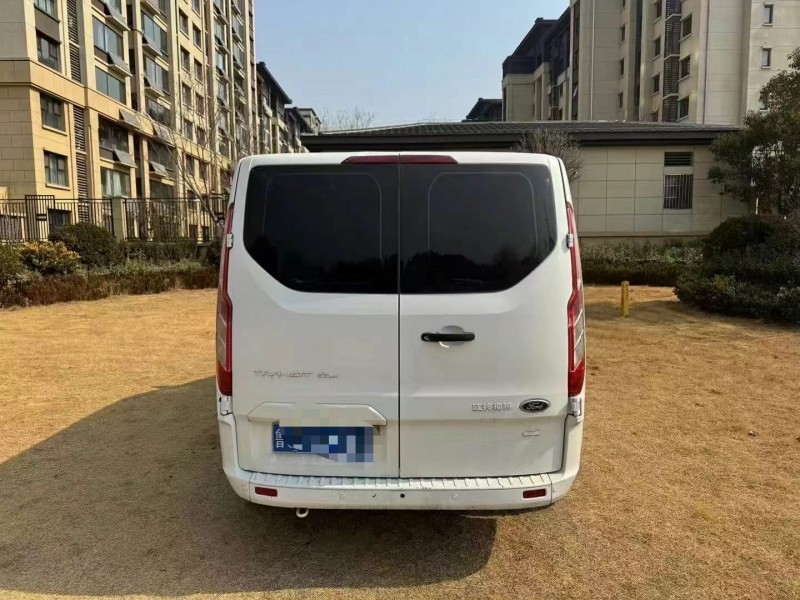 青岛18年福特全顺6