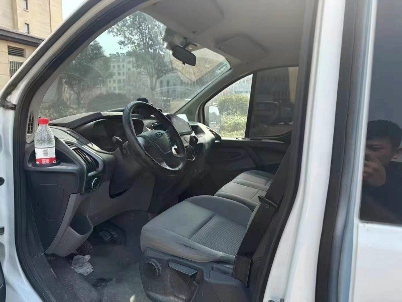 青岛18年福特全顺7