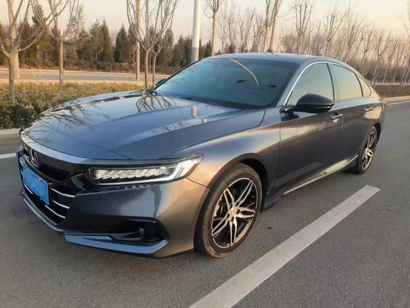 济宁22年本田雅阁3