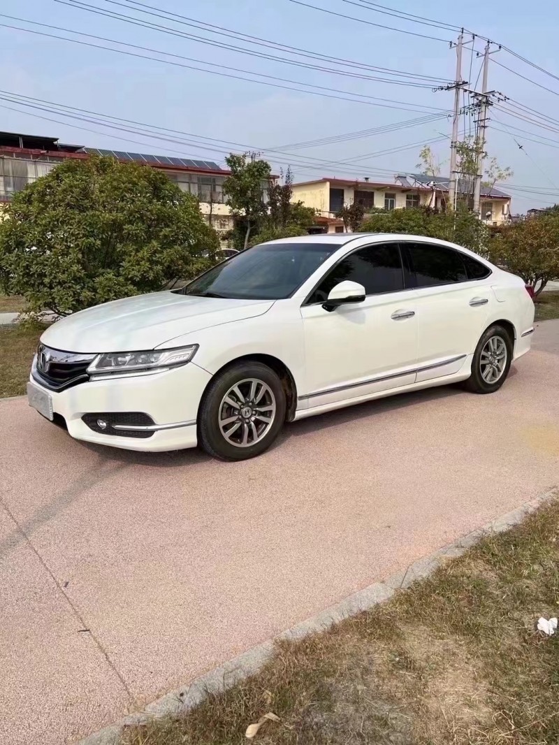 枣庄17年本田思铂睿2