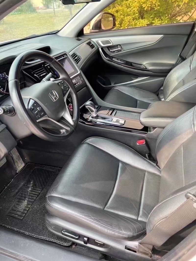 枣庄17年本田思铂睿4