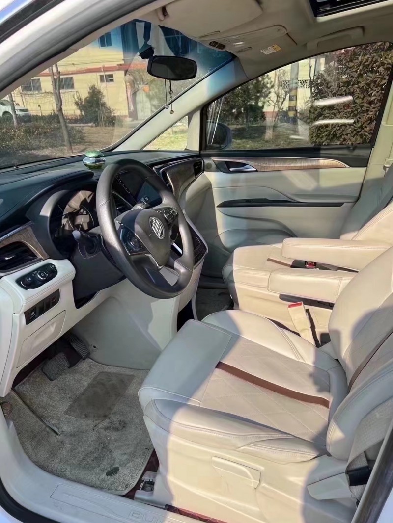 枣庄17年别克GL84