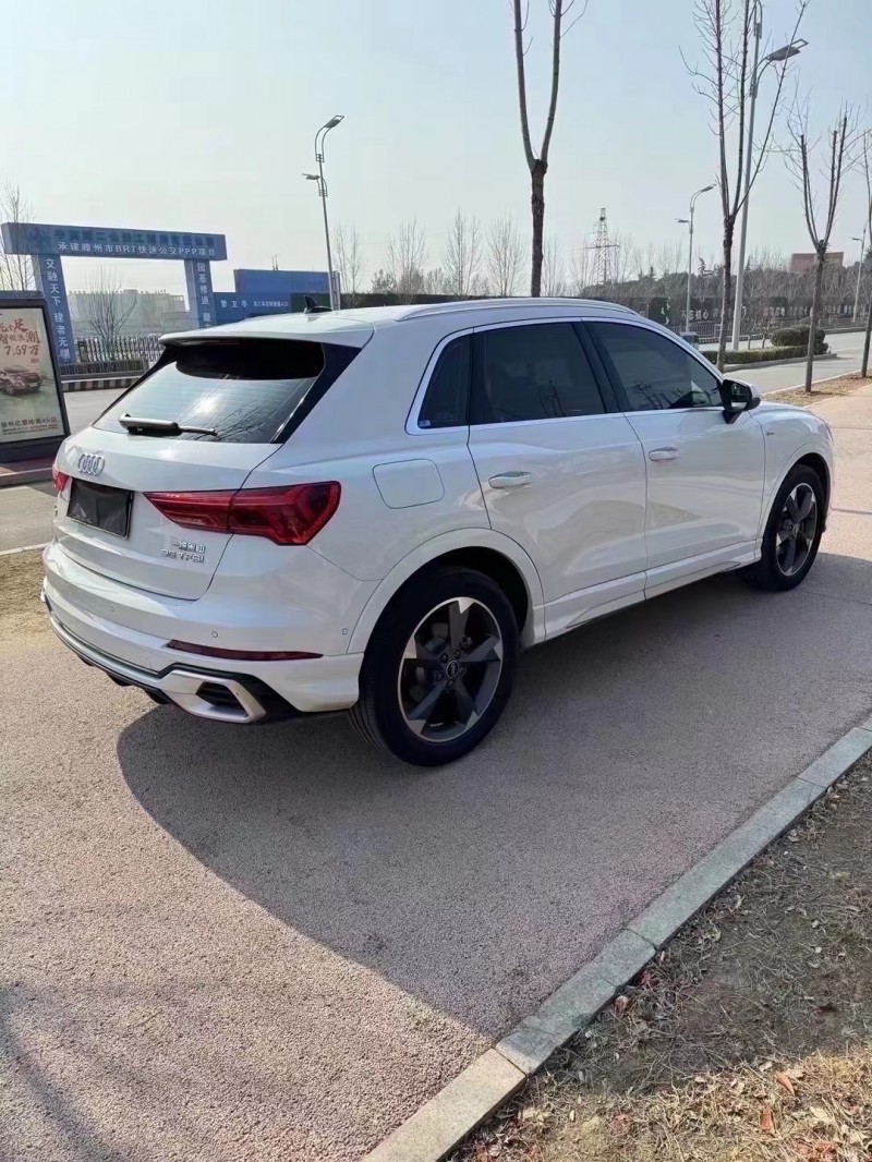 枣庄23年奥迪Q38