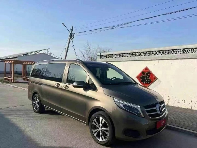 济宁18年奔驰V3