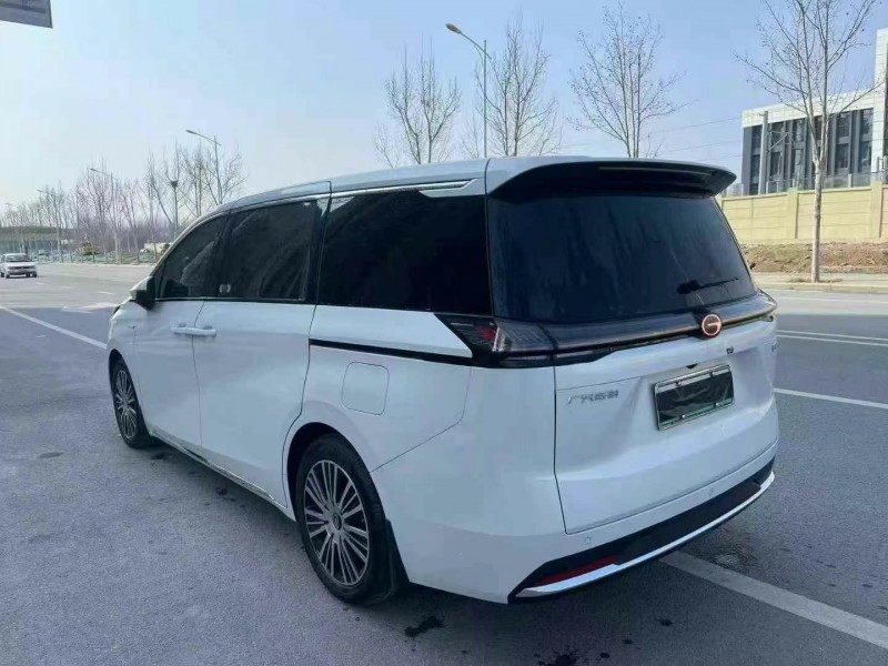 許昌24年傳祺E88