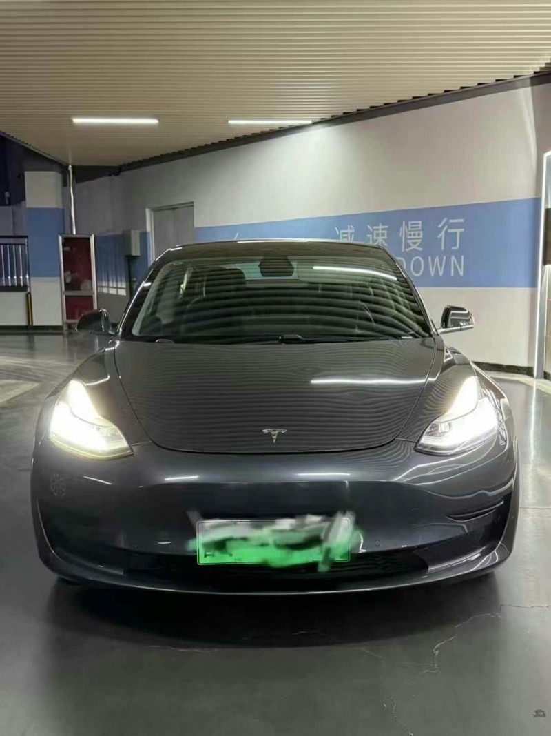濟寧20年特斯拉MODEL 31