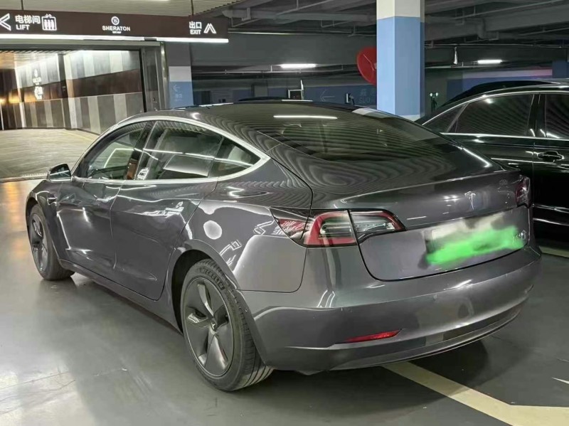 濟寧20年特斯拉MODEL 36