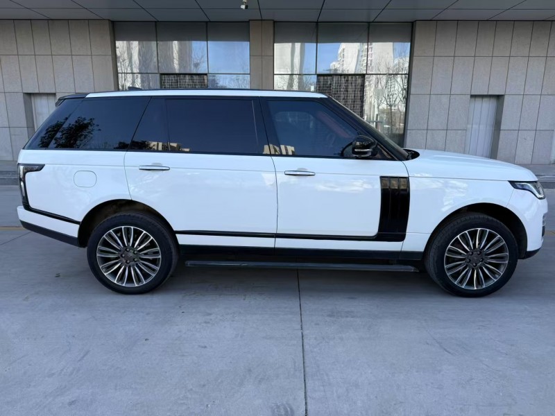 济宁18年路虎揽胜行政8