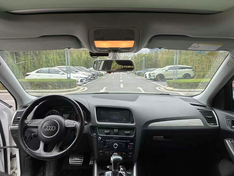 东莞17年奥迪Q56