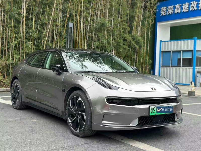 東莞22年極氪汽車0012